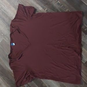 Old Navy t-shirt